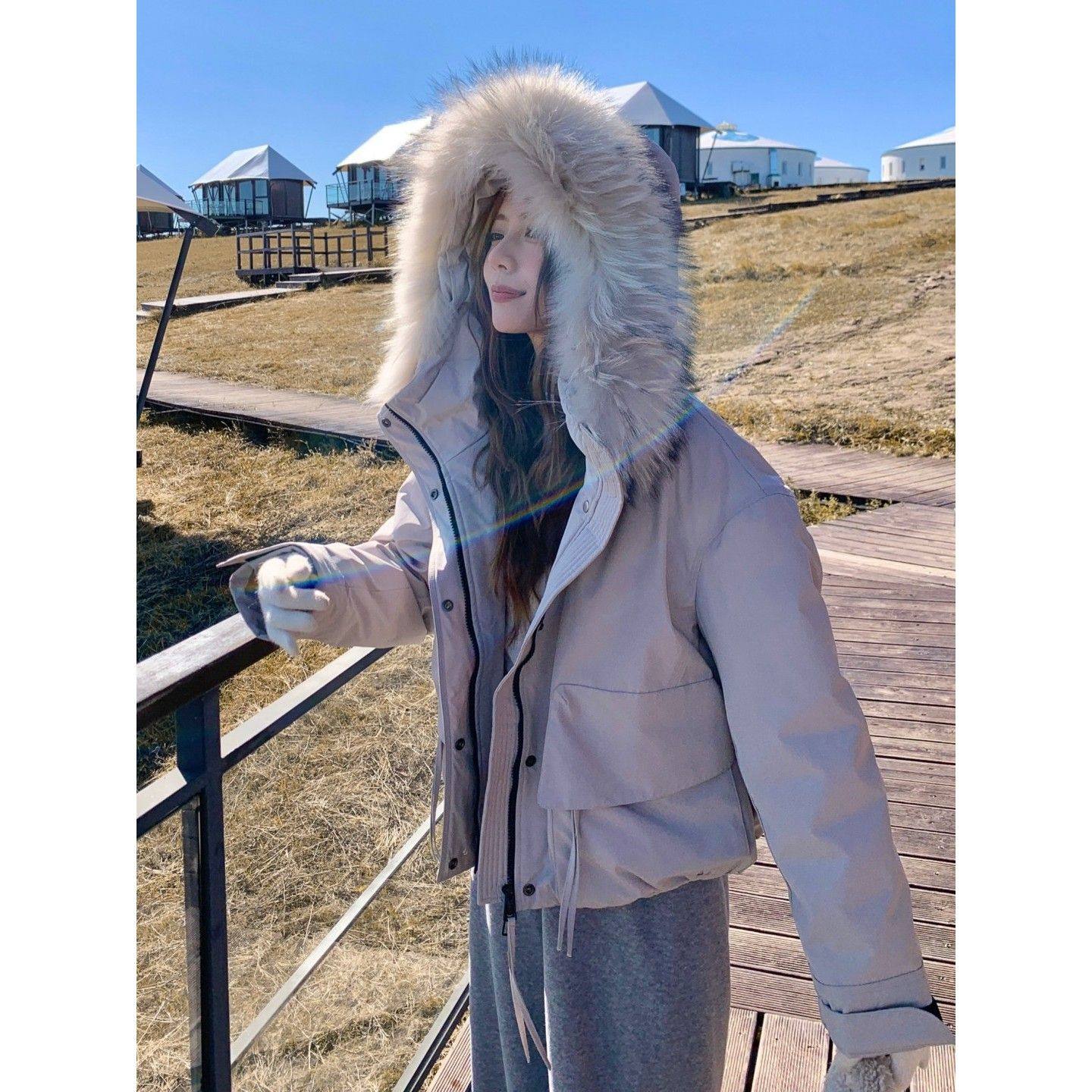 高级感灰色毛领冲锋衣派克服女冬季2025新款白鸭绒工装保暖羽绒服