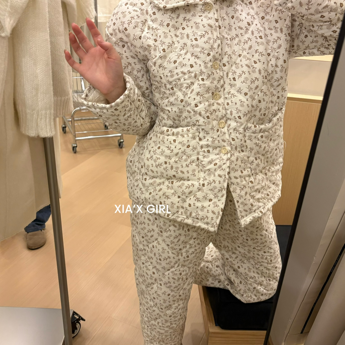 XIA夏夏-跑量款｜一套过冬｜韩系小花袄套装｜超暖和甜美HS4544MY