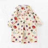 新2025日系时尚 轻薄速干透气儿童雨衣幼儿园防水雨披小学生书包位