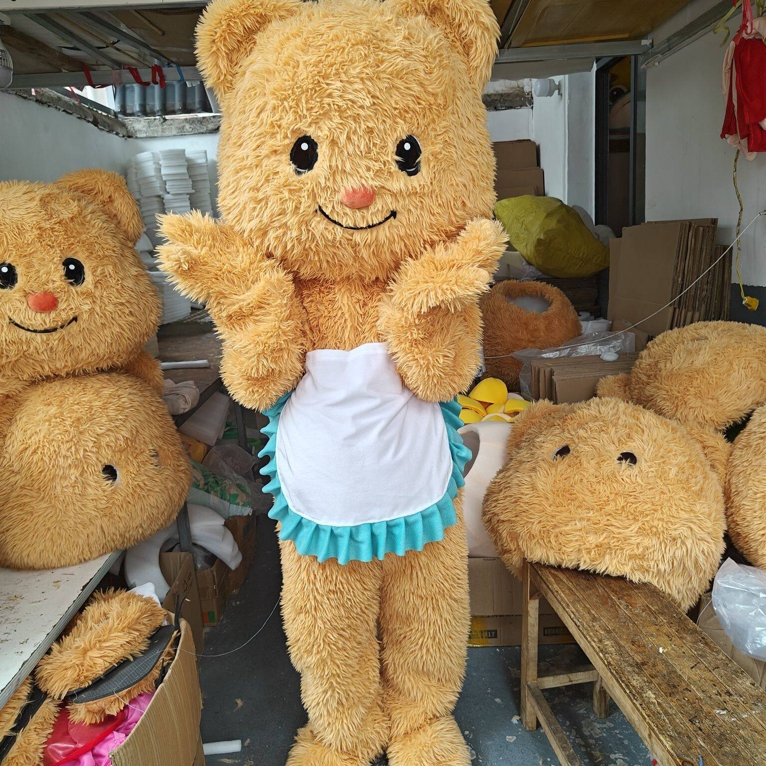 广州实体店卡通人偶服装出租黄油小熊青蛙财神爷充气熊猫杭枫租衣