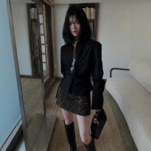 冷艳御姐小套装2026秋装新款辣妹高级感衬衫上衣豹纹半身包臀短裙