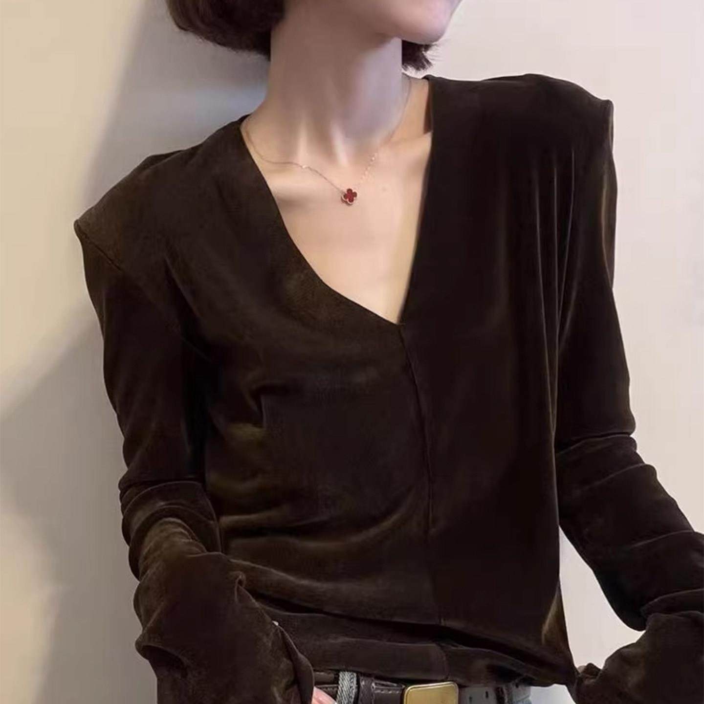 rouje bonjour熟女风丝绒深V领正肩时尚显瘦修身长袖上衣T恤女秋