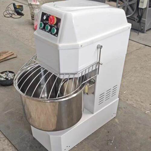 厂家供应拌面机商用双速双动3和变0升--130频升不锈钢面机咨询客