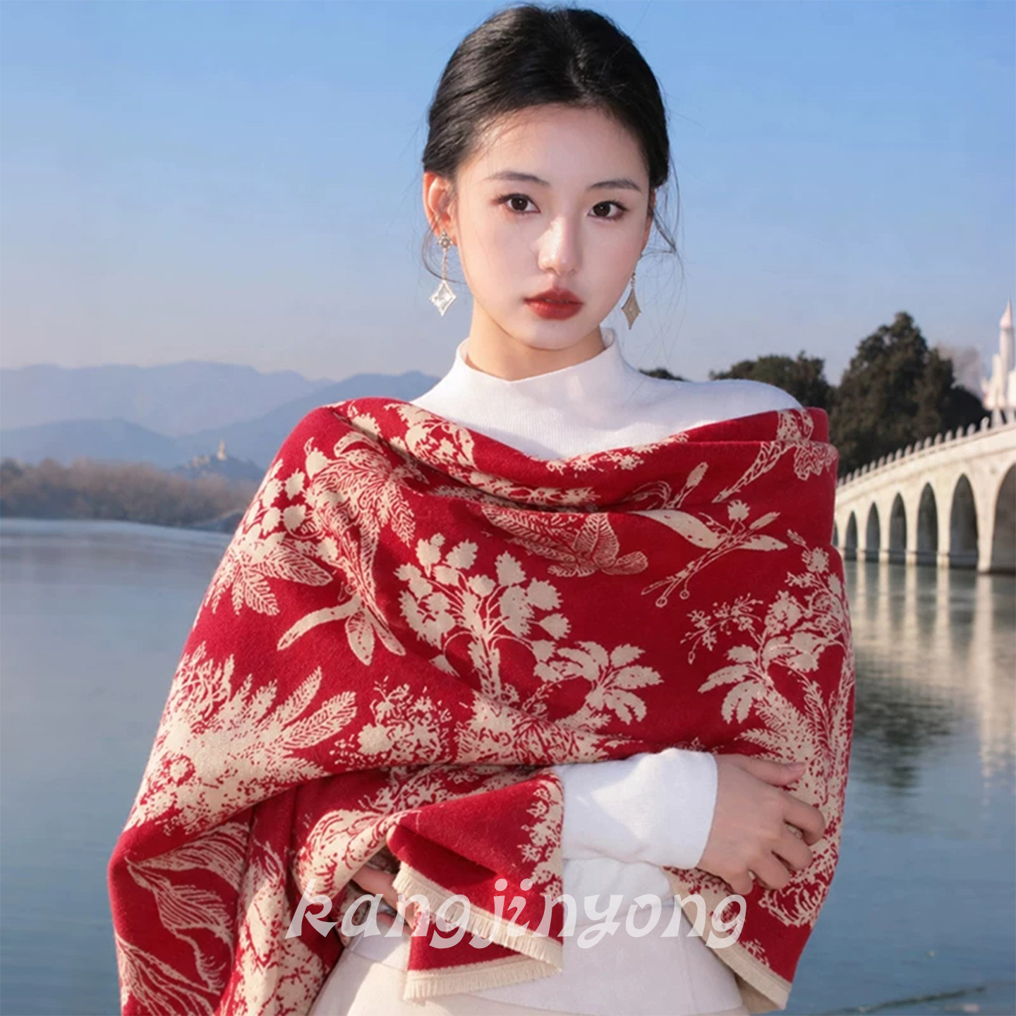 复古新中式国风酒红色披肩外搭女