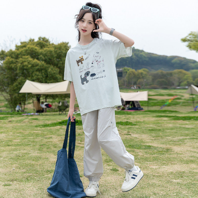 专柜女童夏季休闲套装2026新款夏装中大童洋气时髦短袖卡通T恤两