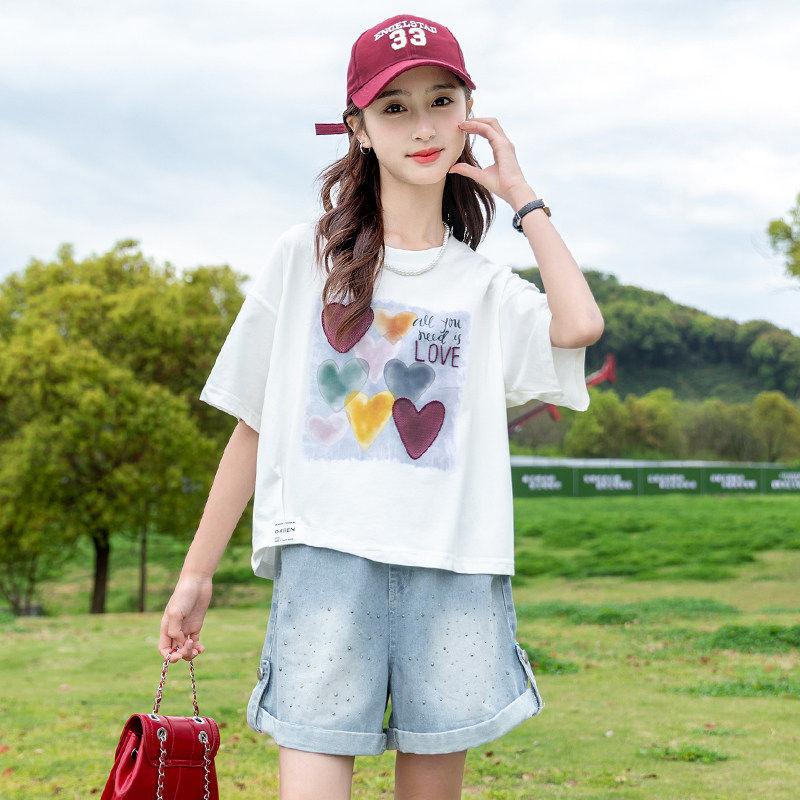 专柜女童短袖t恤夏装2026新款大童夏季儿童洋气女孩圆领宽松白色