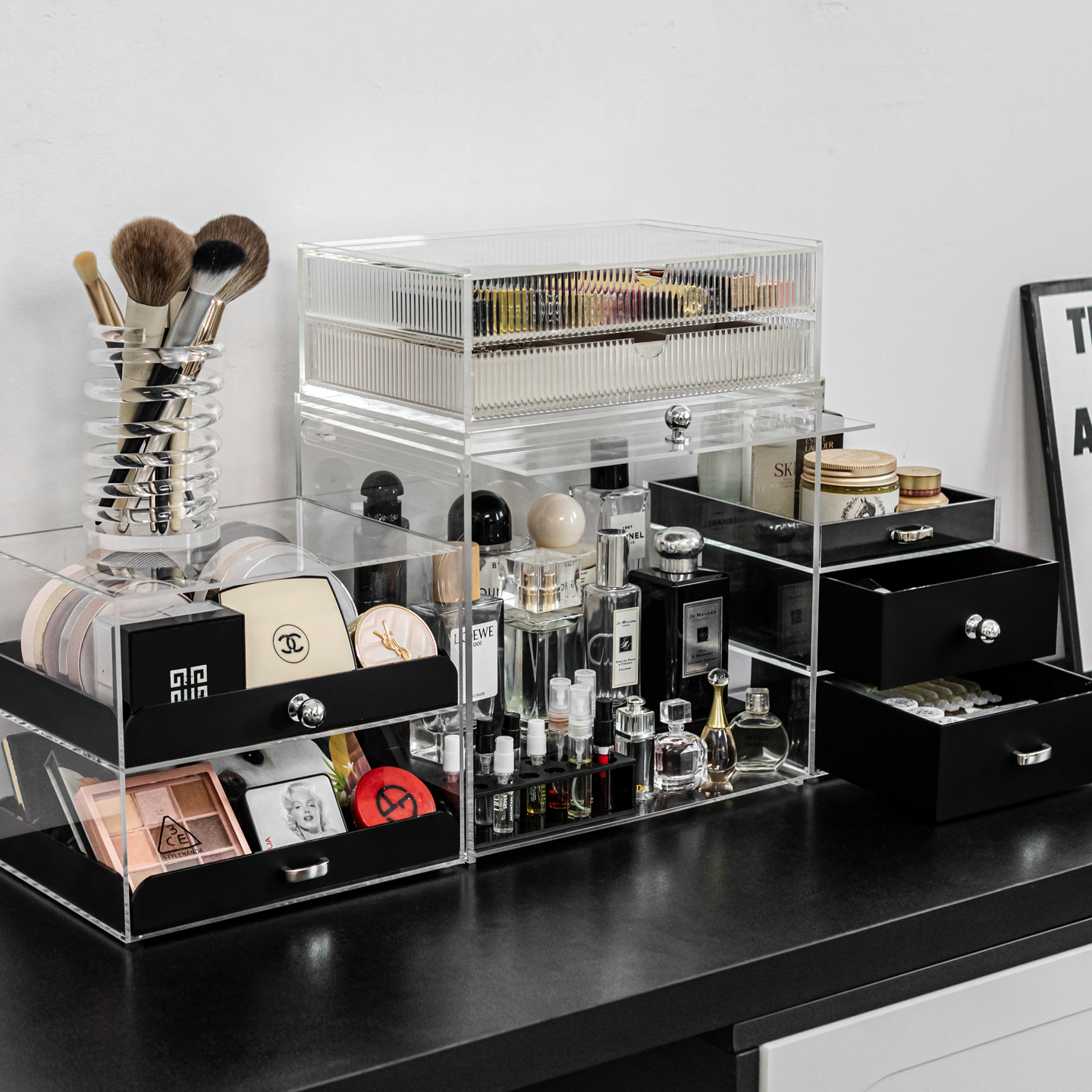 亚克力化妆品收纳盒防尘抽屉式