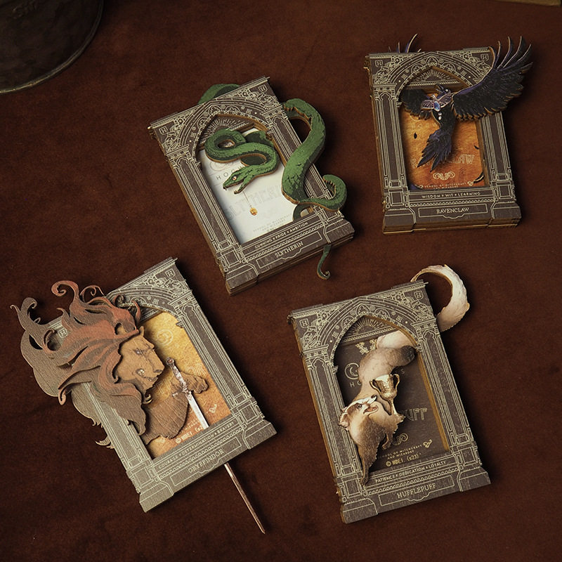 TS正版授权哈利波特霍格沃茨学院木质冰箱贴磁性立体磁贴复古道具