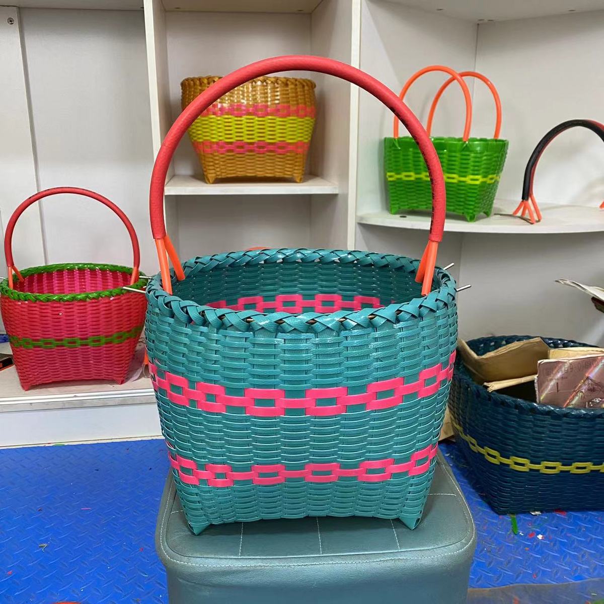 1vpr塑料编织篮子手提水果篮收纳篮手提篮购物篮洗菜篮子沥水藤编