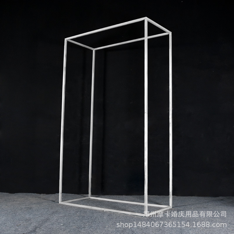 新款婚庆道具铁艺几何架子方框屏风婚礼背景迎宾花架橱窗装饰摆件