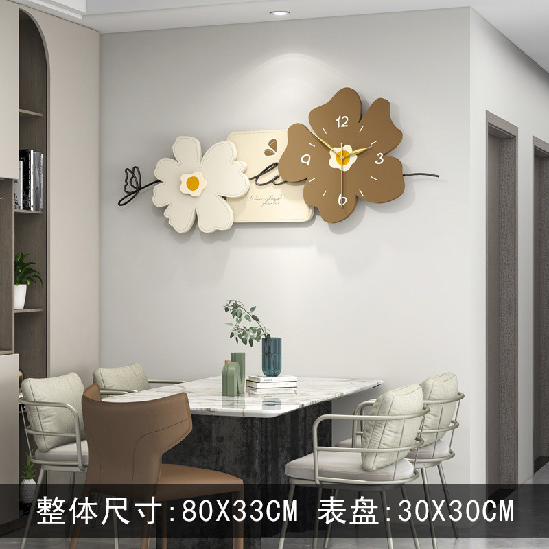 新款现代简约奶油风挂钟客厅时尚钟表家用挂墙装饰画个性创意时钟