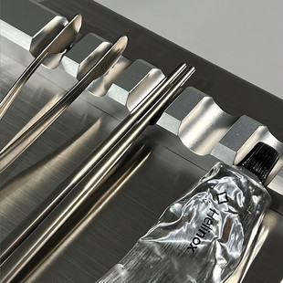 GJU8户外露营筷子架露营用品多功能搁置餐具筷子夹子金属托筷子托