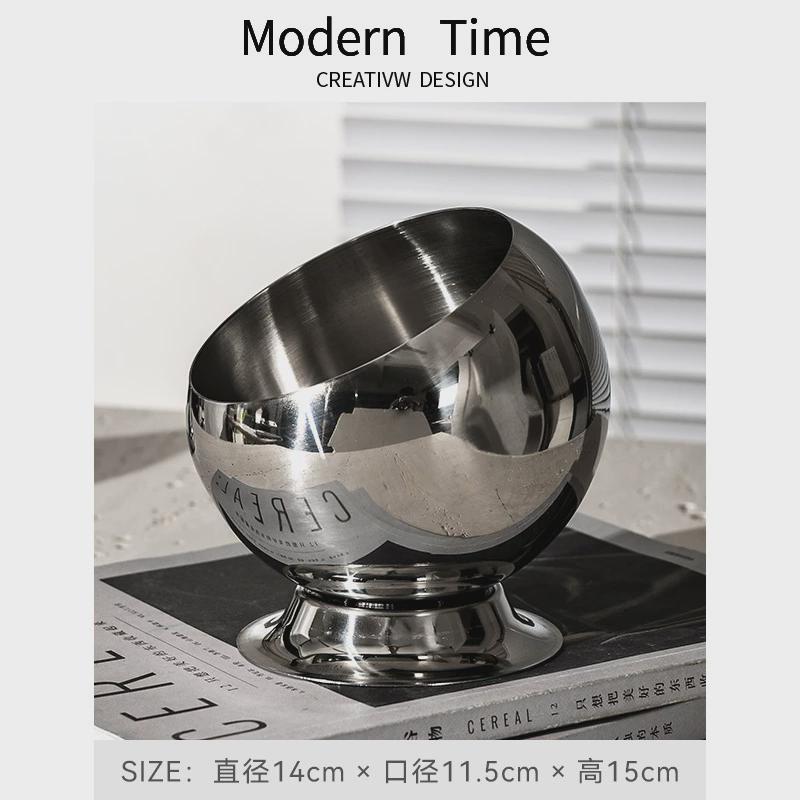 不锈钢桌面垃圾桶轻奢风可爱小号新品简约台面桌上收纳筒迷你家用