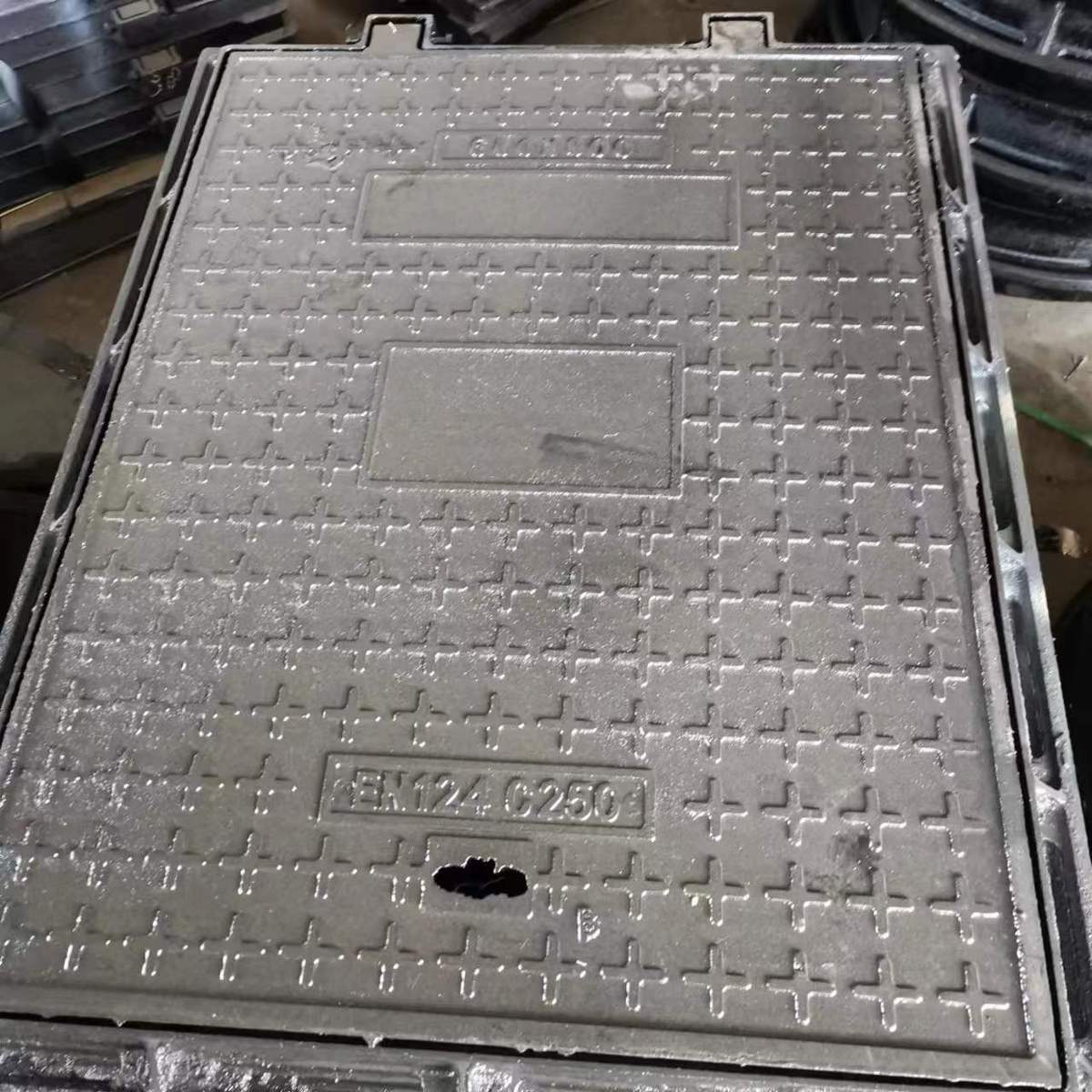 现货批发球墨铸铁井盖方形井盖电力通信电缆沟井盖盖板绿化带井盖