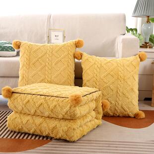 热销2024新款毛球款塔夫绒抱枕被双拼50x50cm塔150x200打开塔黄