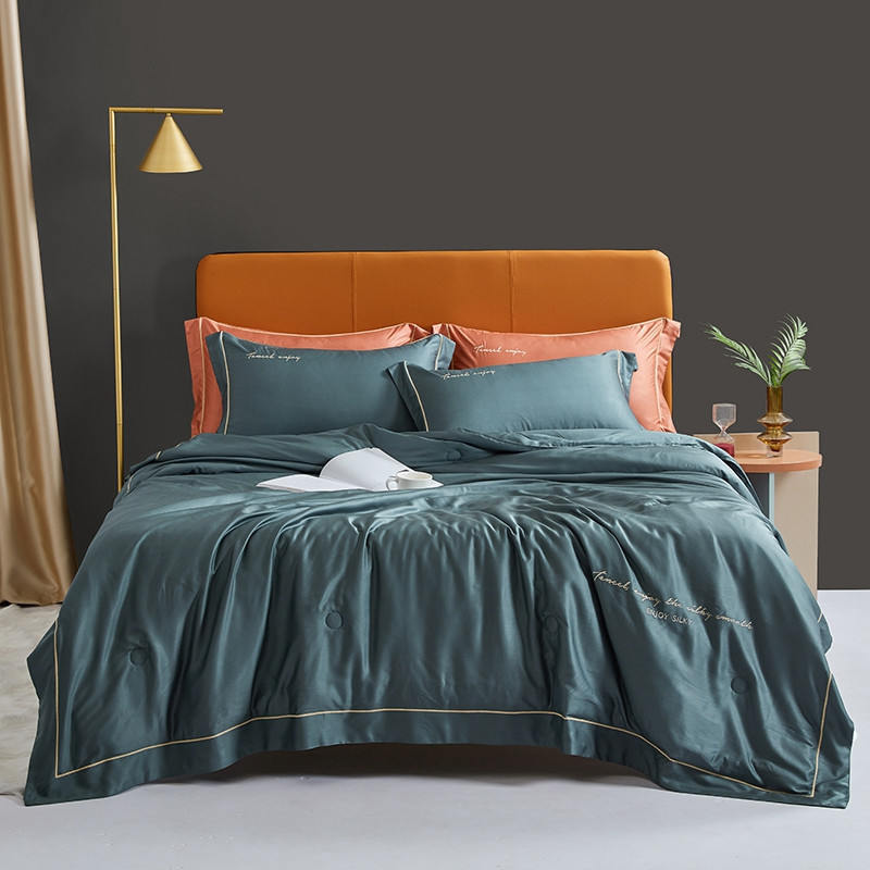 v3fp薄被子天丝夏被四件套结婚空调被红色夏凉被婚房夏季婚庆可水