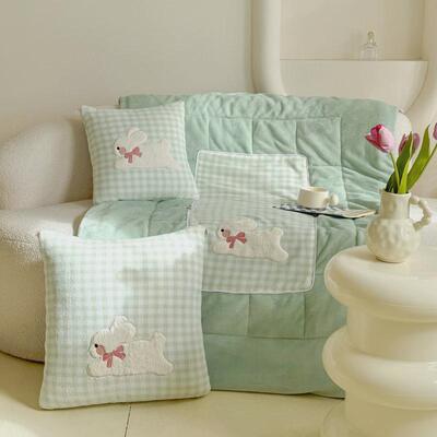 2024新款午休毯肤舒适软萌兔抱枕被多功能车载办公室亲午睡可爱