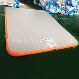 充气浮台水上浮床游泳气垫床钓鱼浮台海上漂浮充气魔毯厂家
