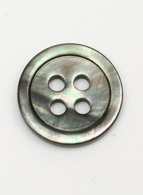 贝壳纽扣国产马氏黑碟贝壳扣四眼黑色贝壳两眼带皮河贝白扣子