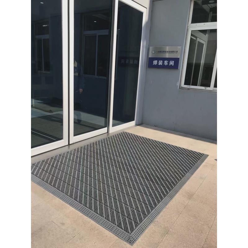 三合一三刷除尘地垫商场商用酒店门口防滑地毯户外塑料防水垫拼装