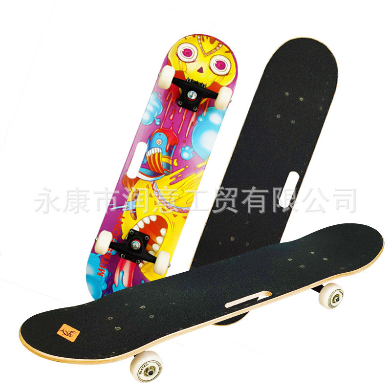 外贸新款31英寸优质东北枫木滑板四轮滑板单街刷提手代步