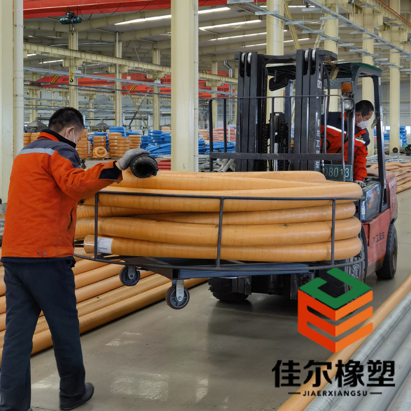 大口径高压胶管外贸钢丝编织总成耐磨输油高压油管长度60米阻燃