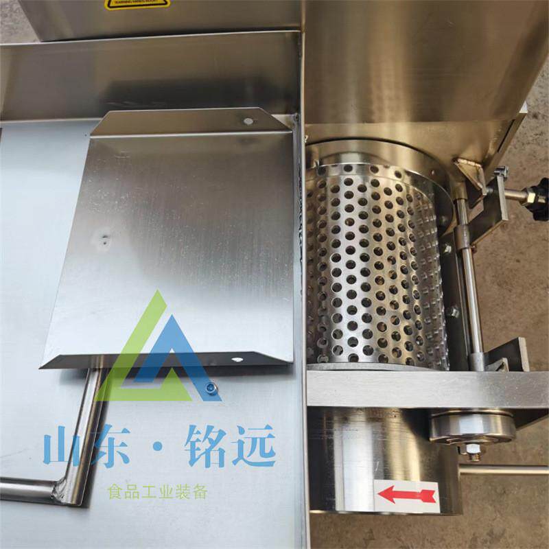 采鱼刺分离机螃蟹大虾取肉机黄花鱼鱼丸鱼肉机鱼肉脱骨鱼糜提取机