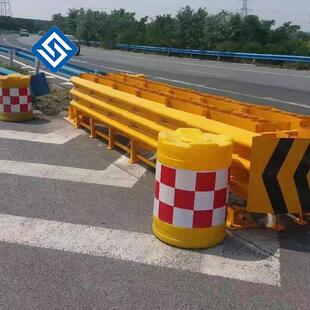 高速公路防撞垫隧道匝道口分流处可导向缓冲垫收费站减速防撞墩