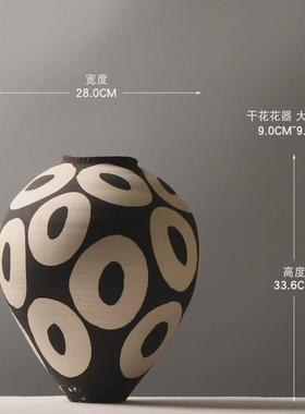 设计师侘寂风陶瓷花瓶瓶口拼色插花装饰民宿软装创意手捏手绘摆件