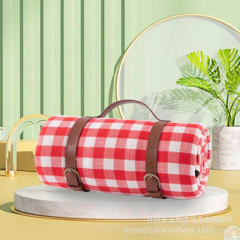 现货加厚皮革拎垫野营垫拎手皮革腈纶野餐垫郊游爬行垫露营手野营,户外/登山/野营/旅行用品,防潮垫,淘宝优惠券,粉丝福利购,淘宝优惠卷