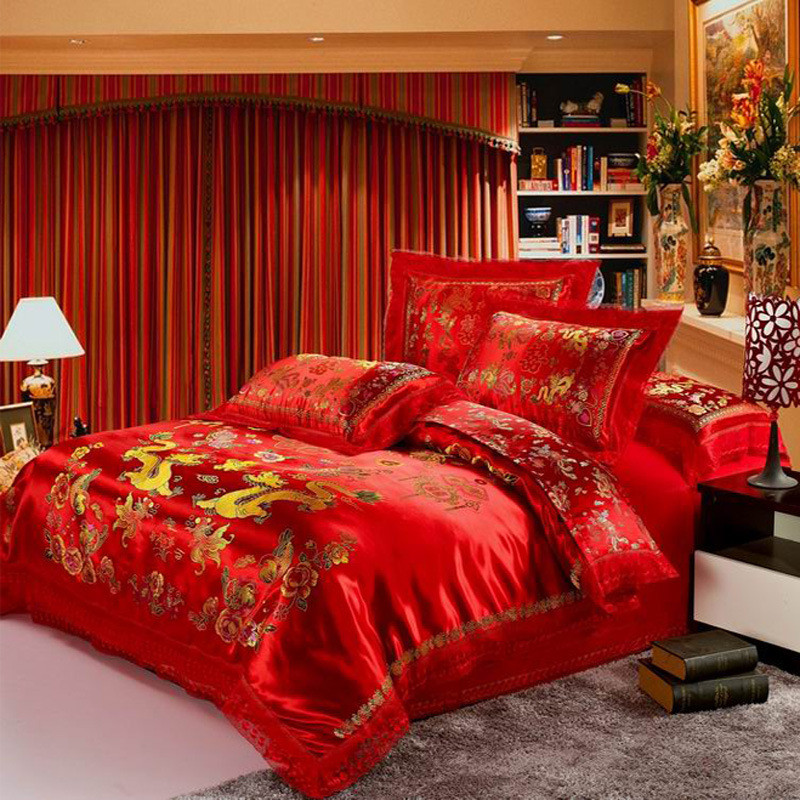 厂家直供婚庆贡缎提花绸缎四件套红色龙凤百子图新婚床上用品