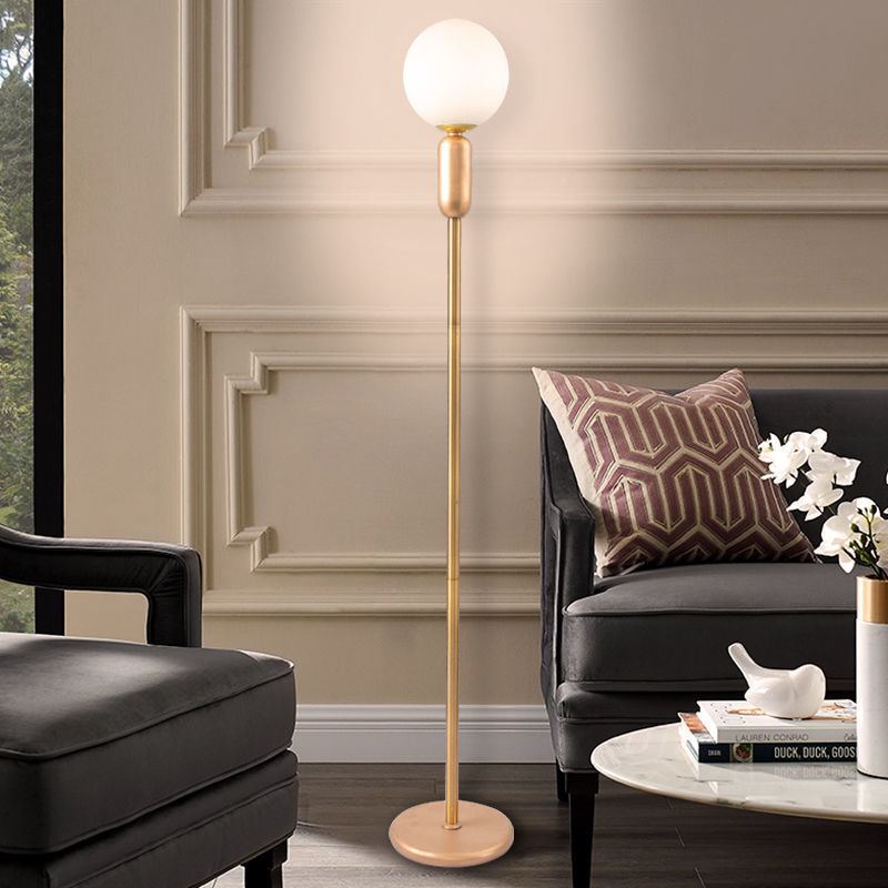 北欧卧室led网红落地灯客厅沙发边台灯简约现代ins立式创意床头灯