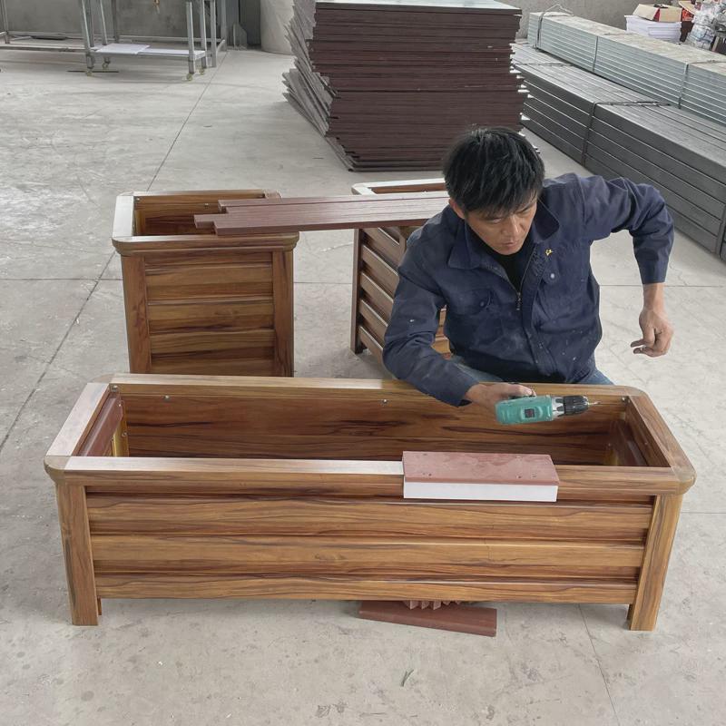 栅栏花箱户外道路庭院铝合金式组合花箱长方形仿木阳台花坛