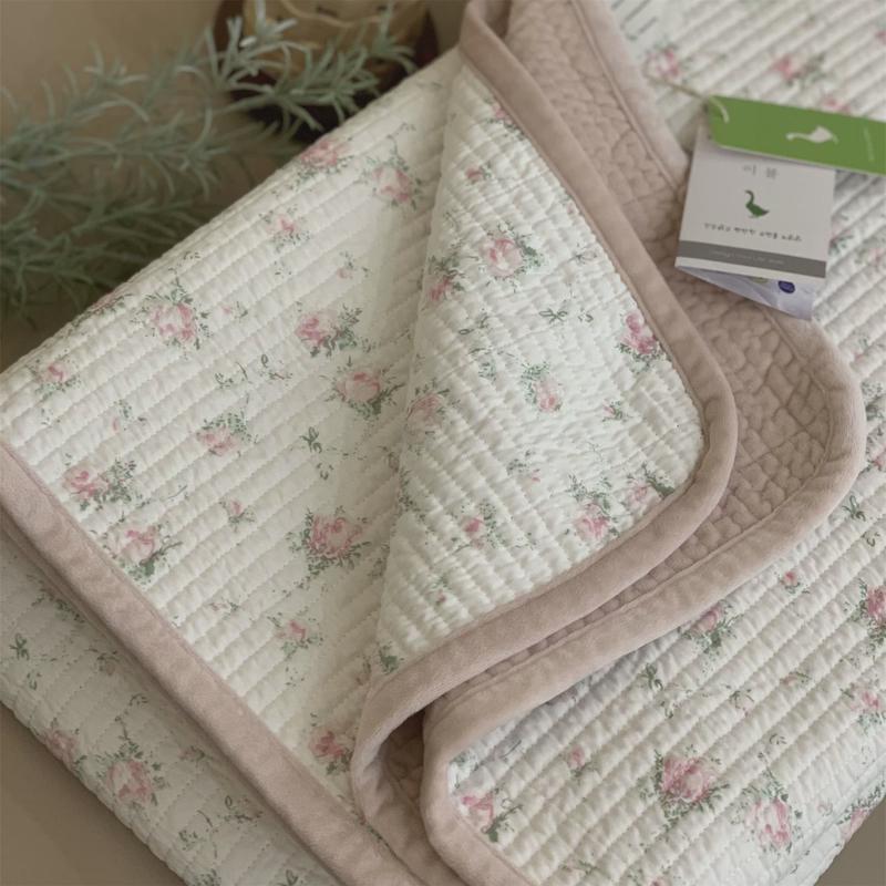 复古绗缝夹棉加厚碎花韩版小榻榻米床单全棉短毛绒双面用床盖单件