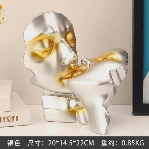 欧式轻奢两情相悦情侣亲吻抽象艺术摆件电视柜客厅酒柜家居新中式