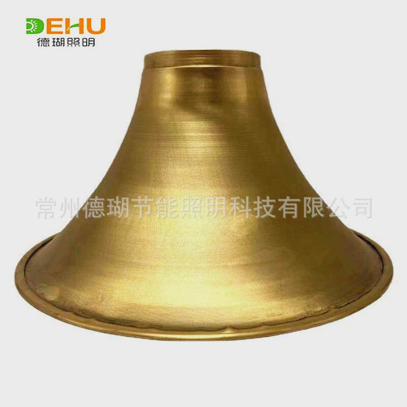 厂家旋压加工来灯具制作金属灯罩图工艺配件旋压加工配件铝制车间