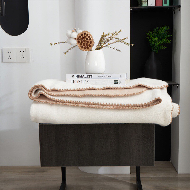 86n轻奢沙发毯毛水貂绒休闲盖毯冬季纯色短保暖绒单双人保暖卧室