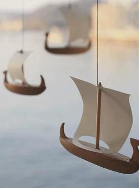 丹麦帆船木雕装饰动态平衡吊饰柚木装饰品室内背景墙壁挂摆件