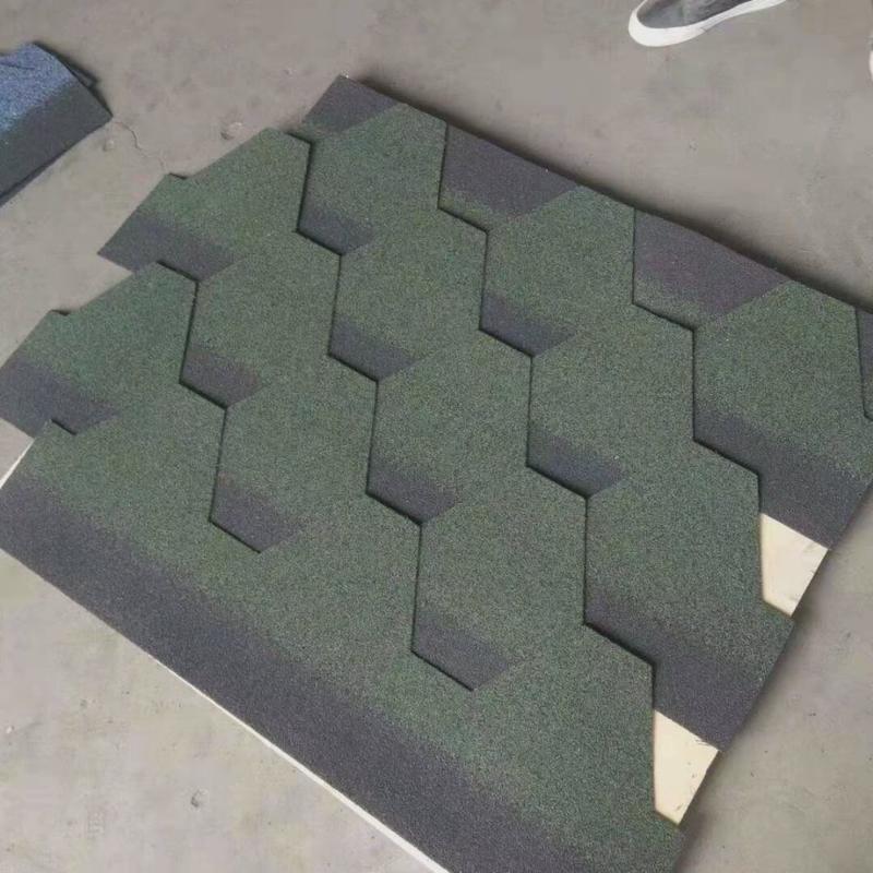 厂家沥清瓦砖自粘油毡瓦屋顶防水标准屋阳光房别墅建筑用砖瓦