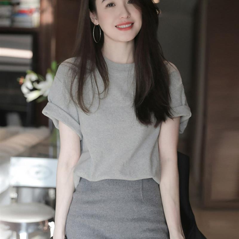 法式复古灰色短袖t恤女夏季简约高级感正肩显瘦半袖体恤纯棉上衣