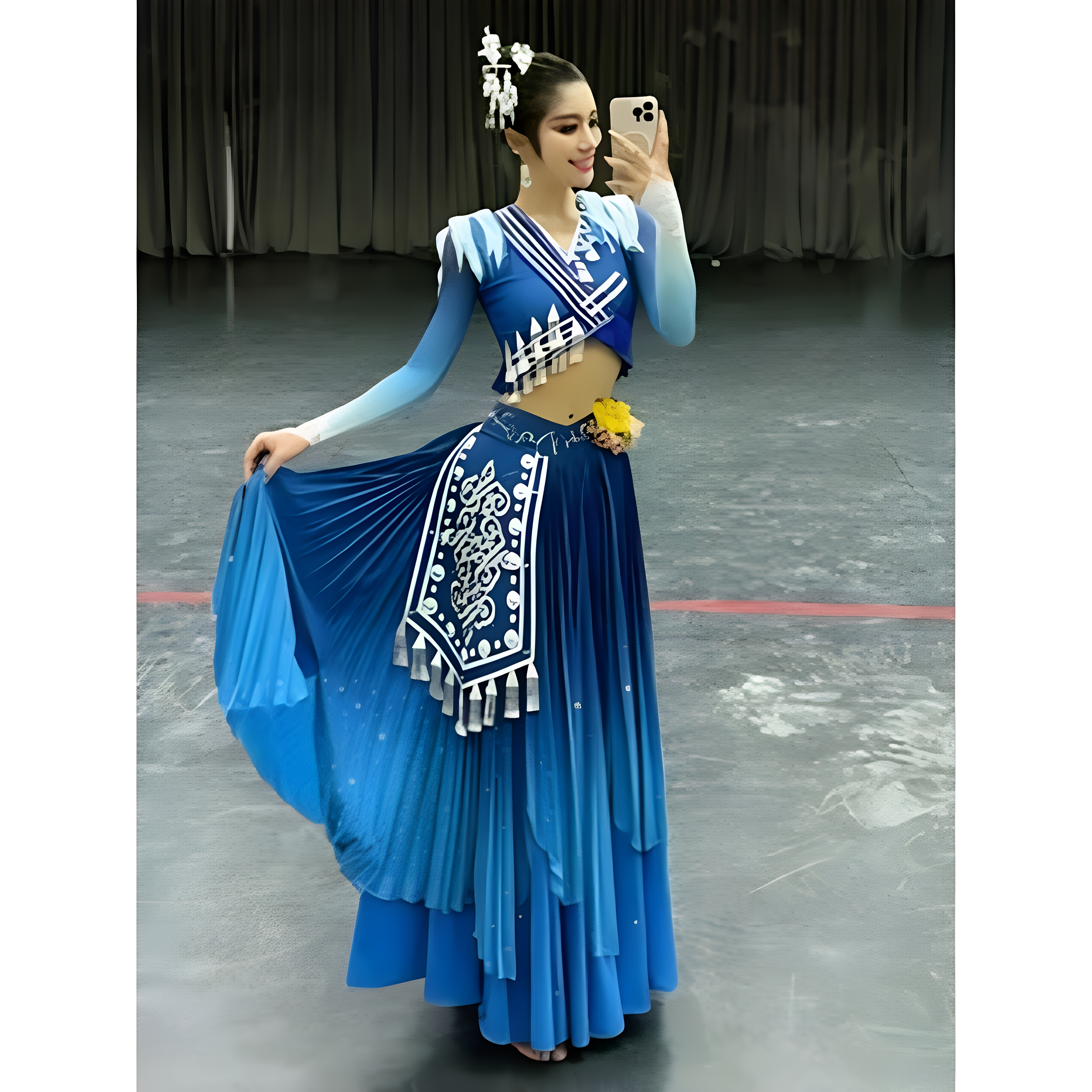 中国风古典演出服大摆裙舞蹈服装