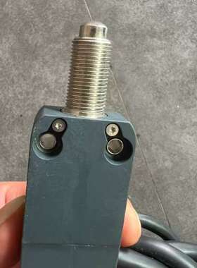 意大利PIZZATO 限位开关 NF G110EB-DN2J