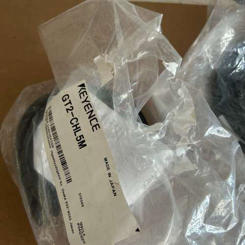 基恩士GT2-CHL5M，全新原装，未拆封，有一条包装有瑕疵