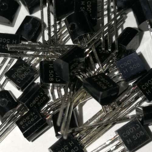 三极管   C9013   3100只108元包邮感兴趣的私