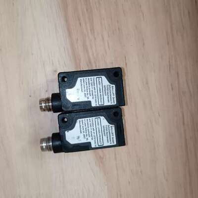 巴鲁夫激光传感器BOS01JK，