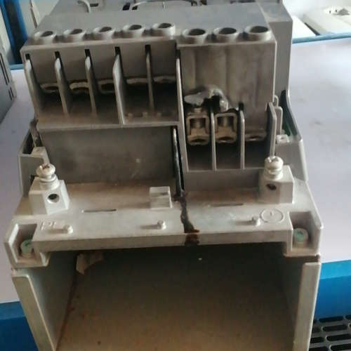 ABB变频器ACS510，拆机成色还不错，外壳有点使用痕迹，