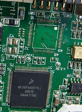 飞思卡尔MC56F84567VLL实物拍摄，整张出售