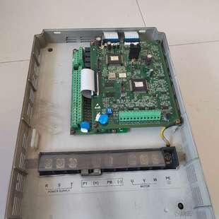 日立GVF2电梯15KW变频器HTD31-4T0150E原装