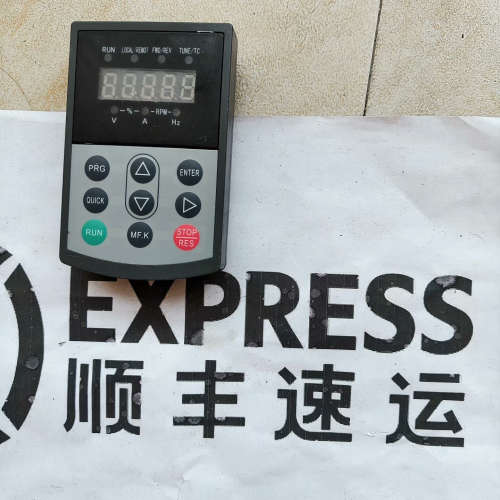 德弗MB411变频器面板，成色如图，拆机包好