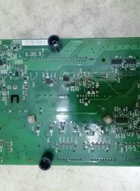 安川变频器电源驱动板一张，etc710792，型号ypht3